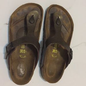 ⭐️⭐️Birkenstock woman sandals US size 36 (Used)